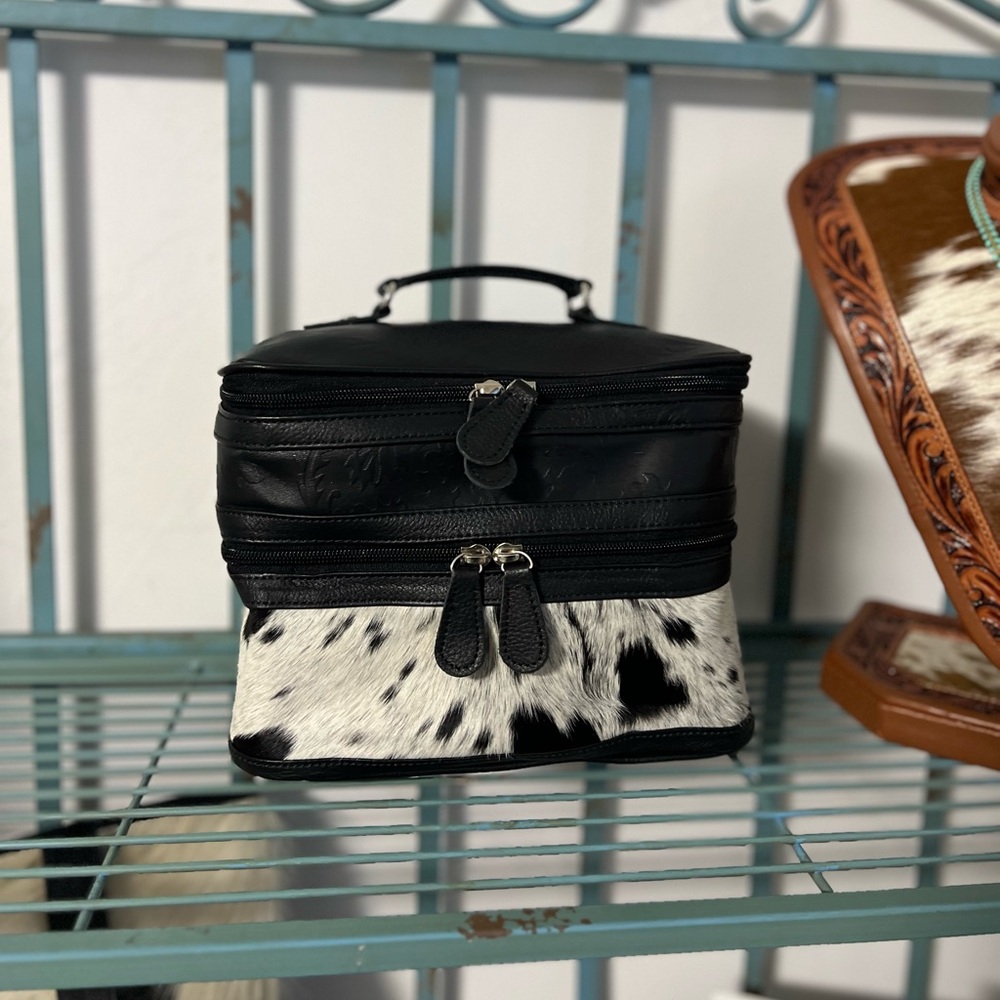 Black White Genuine Cowhide Embossed Leather Makeup Bag Travel Cosmetic Case - Picture 6 of 16